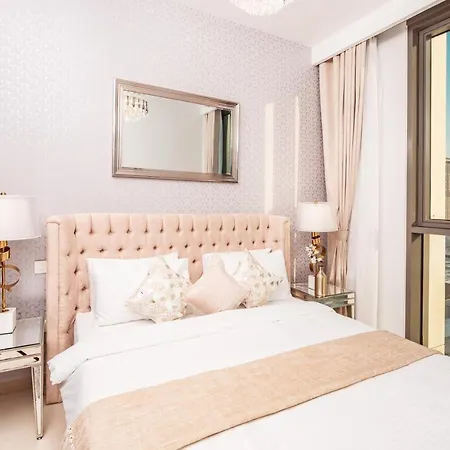Elite Royal Apartment: Panoramic Burj Khalifa View & Dubai Mall Access Exterior photo